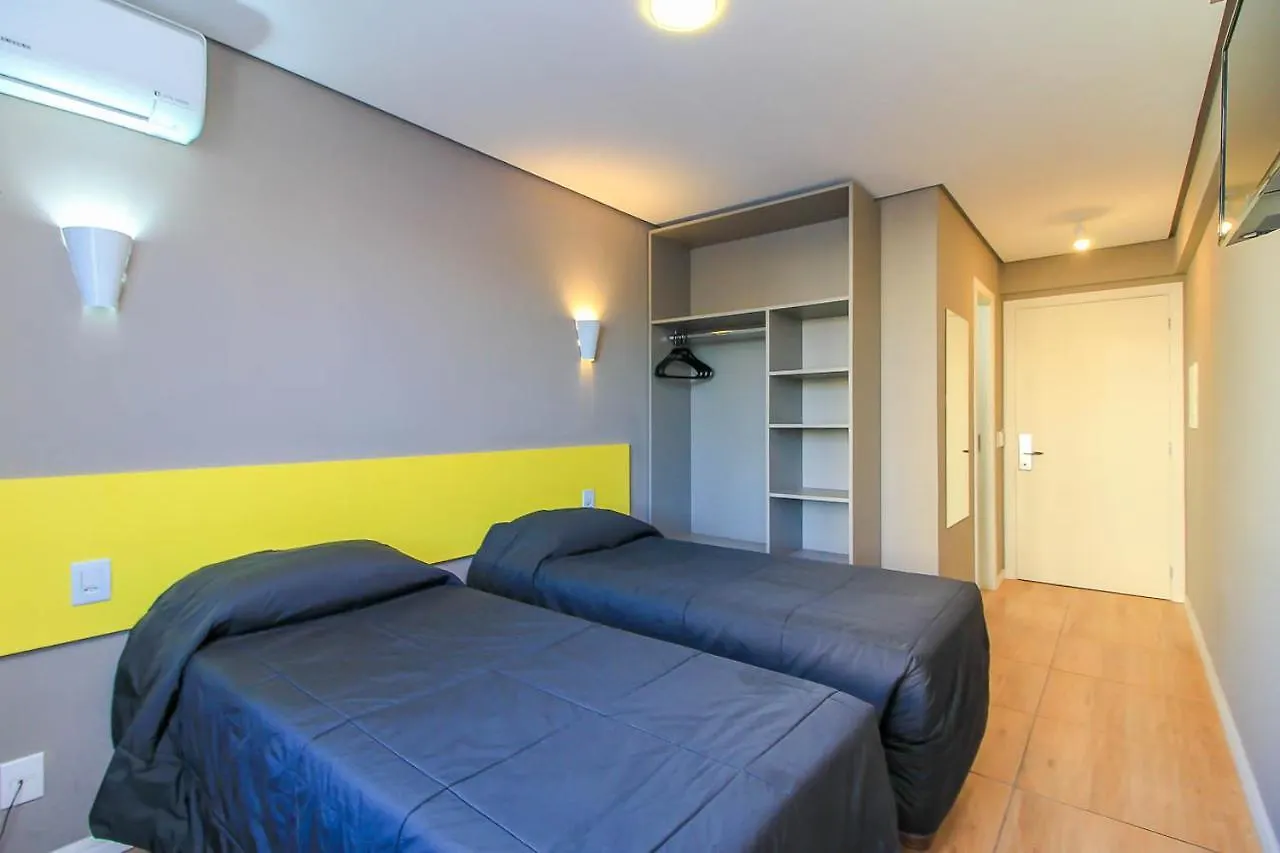 Hotel Coral Express, Proximo A Escola Duque De Caxias , Coronel Afonso Massot ,Padre Reus E As Provas Do Mp Porto Alegre