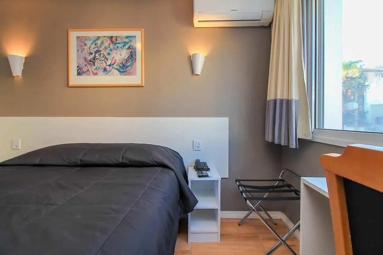 Hotel Coral Express, Proximo A Escola Duque De Caxias , Coronel Afonso Massot ,Padre Reus E As Provas Do Mp Porto Alegre