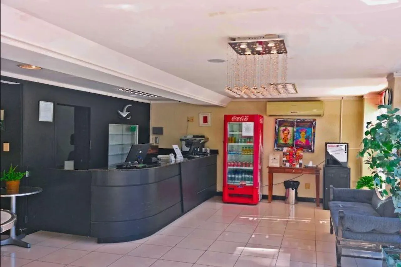 ***  Hotel Coral Express, Proximo A Escola Duque De Caxias , Coronel Afonso Massot ,Padre Reus E As Provas Do Mp Porto Alegre Brasile