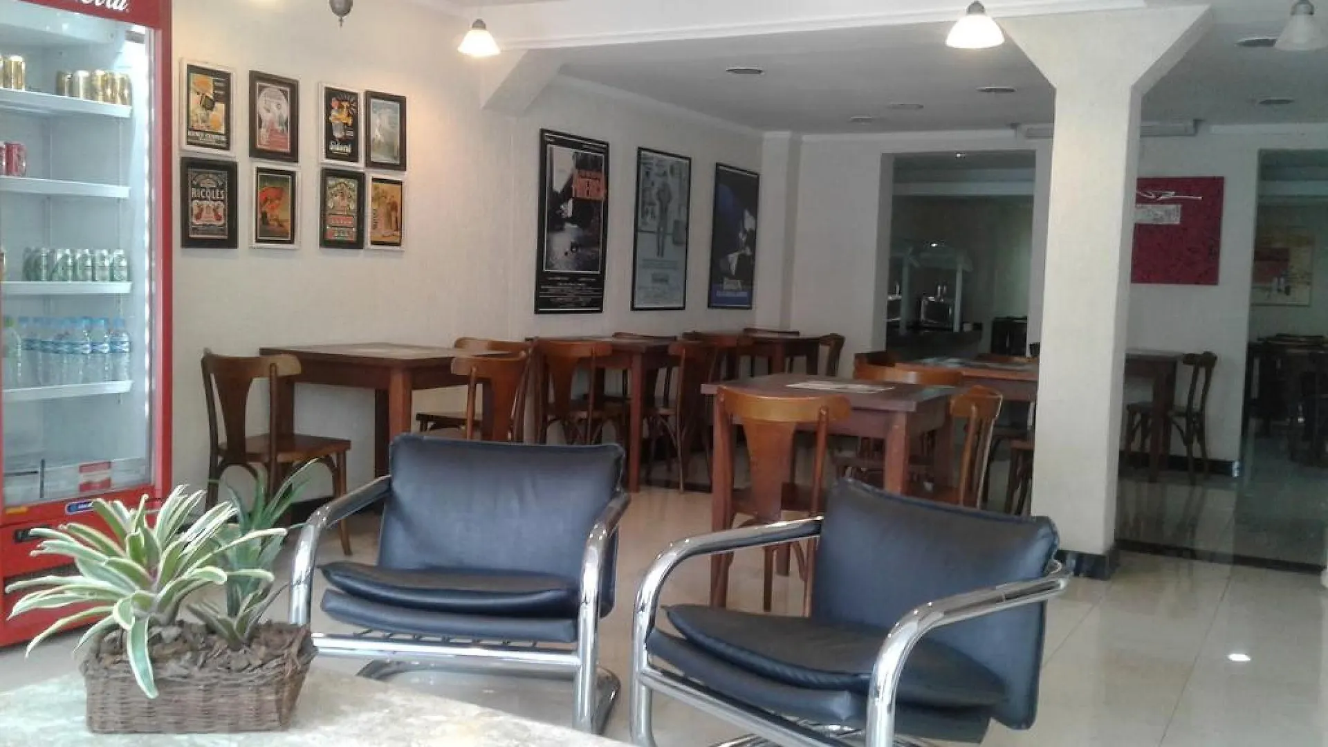 Hotel Coral Express, Proximo A Escola Duque De Caxias , Coronel Afonso Massot ,Padre Reus E As Provas Do Mp Porto Alegre 3*,