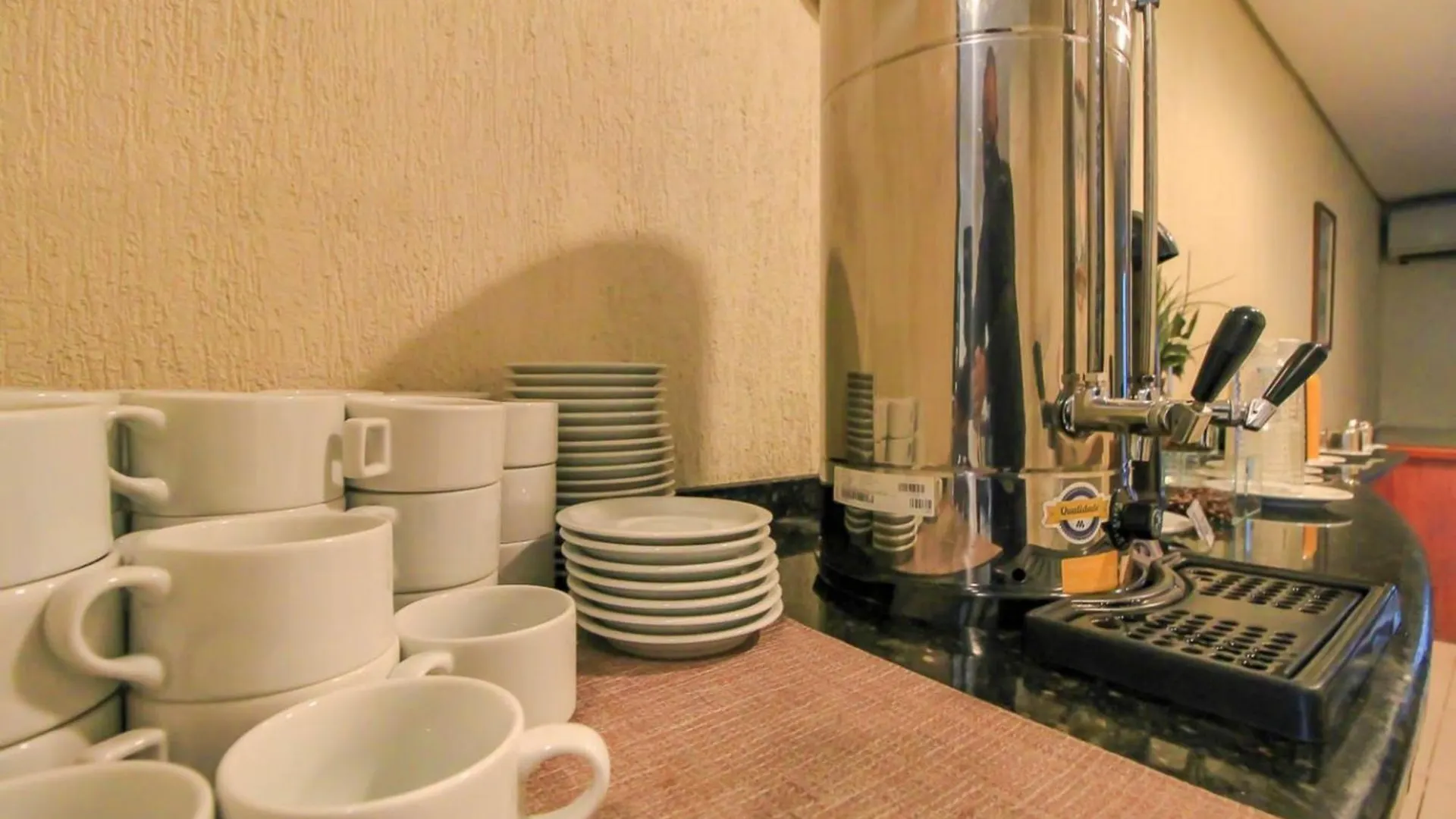 Hotel Coral Express, Proximo A Escola Duque De Caxias , Coronel Afonso Massot ,Padre Reus E As Provas Do Mp Porto Alegre 3*,  Brazílie